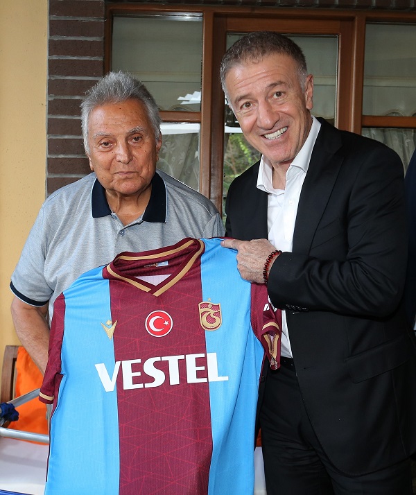 Trabzonspor Kulübünden kurucular ve eski başkana ziyaret