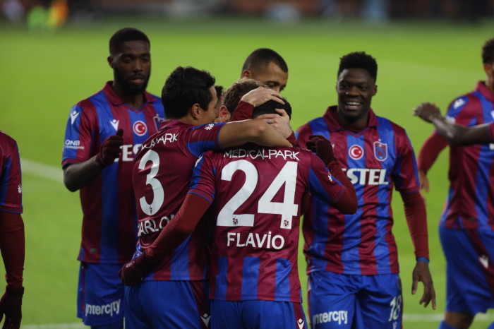 Trabzonspor Konyaspor'u rahat geçti 3-1 maçtan kareler