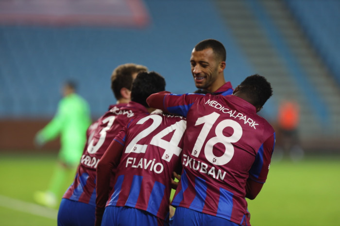 Trabzonspor Konyaspor'u rahat geçti 3-1 maçtan kareler