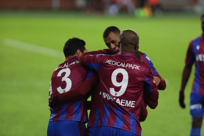 Trabzonspor Konyaspor'u rahat geçti 3-1 maçtan kareler
