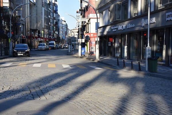 Kısıtlamada Trabzon sokaklarında sessizlik hakim