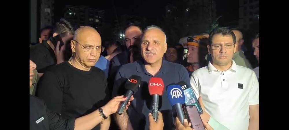 Diyarbakır’da 13 katlı apartmanda yangın paniği; 2'si çocuk 3 ölü