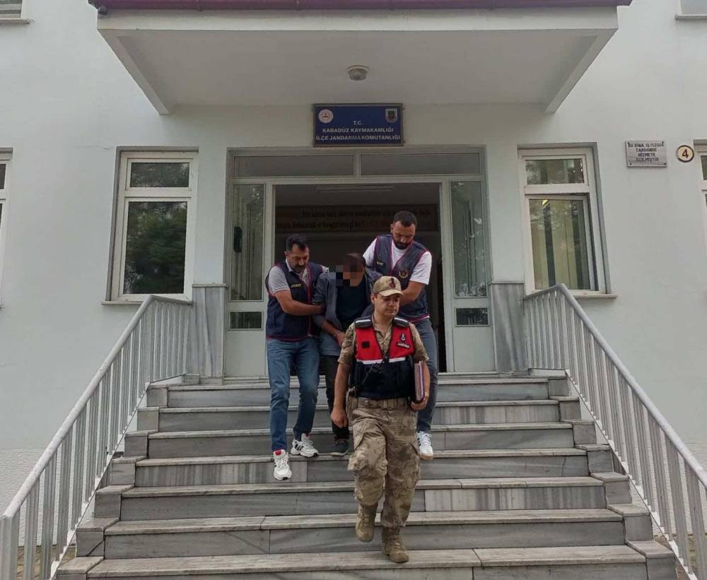 Ordu’da bahçelerden 1,5 ton fındık çalan hırsız yakalanıp, tutuklandı