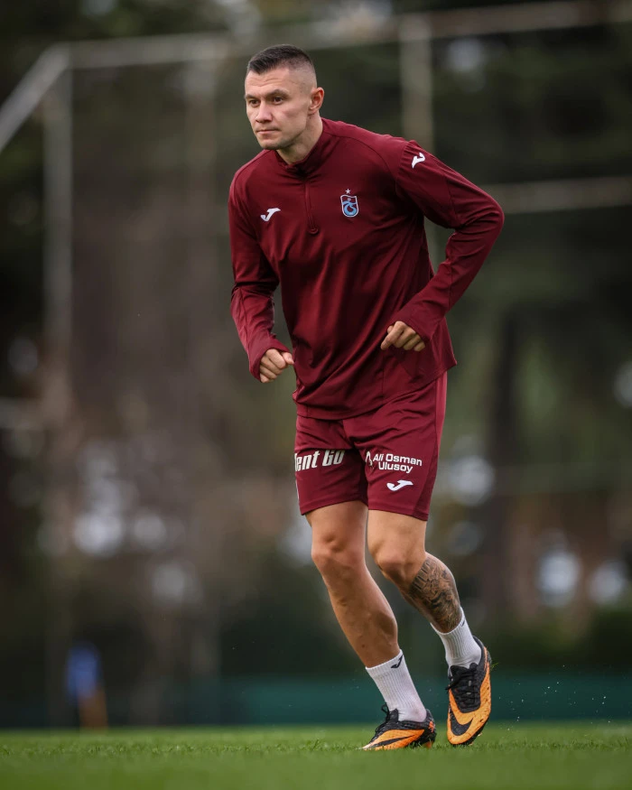 Trabzonspor'da Galatasaray Derbisi Hazırlığı: Taktik ve Pas Çalışması!