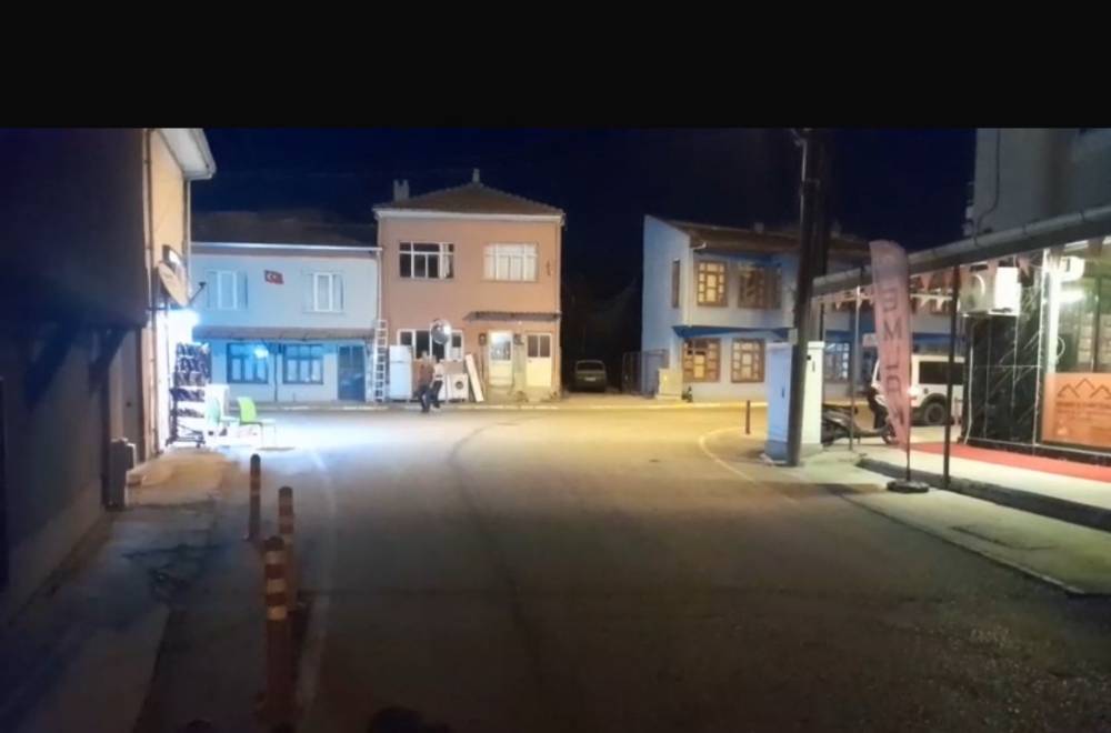 Balıkesir Sındırgı’da 4.9 ve 4.1 büyüklüğünde 2 deprem (5)