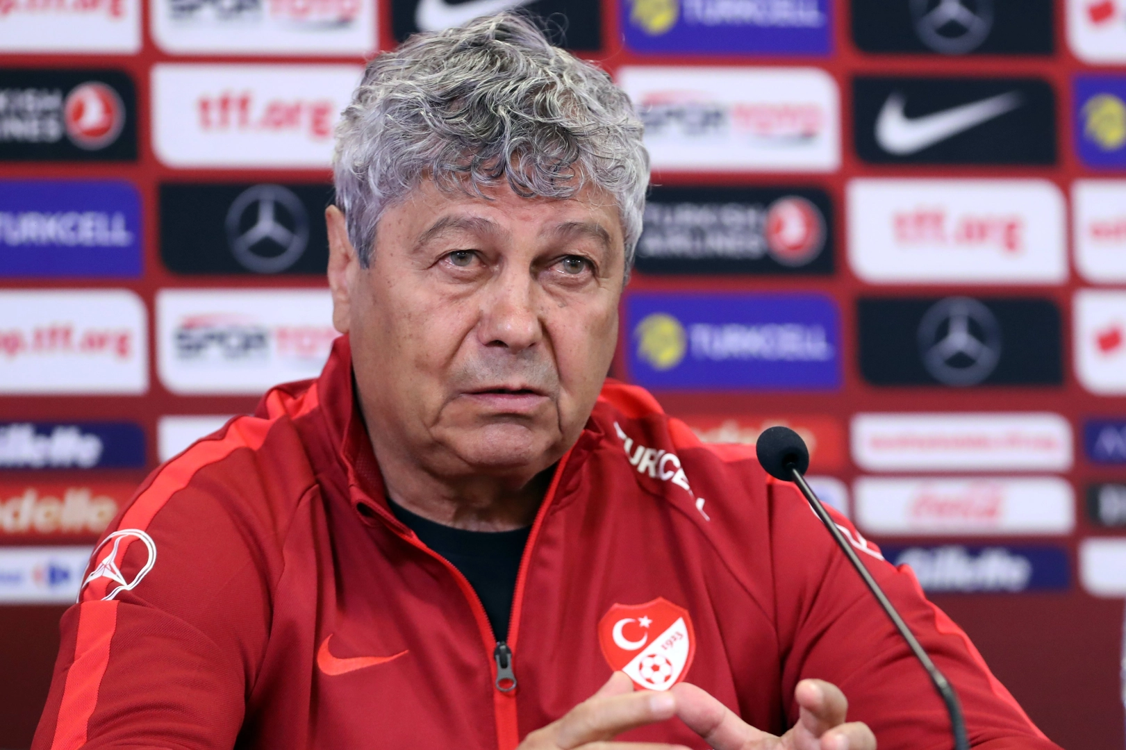 Spor camiasının acı kaybı! Mircea Lucescu hayatını kaybetti!