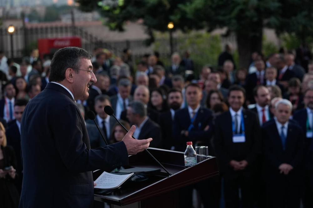 Cevdet Yılmaz: Yıl sonunda enflasyonun yüzde 30’un altına düşmesini bekliyoruz
