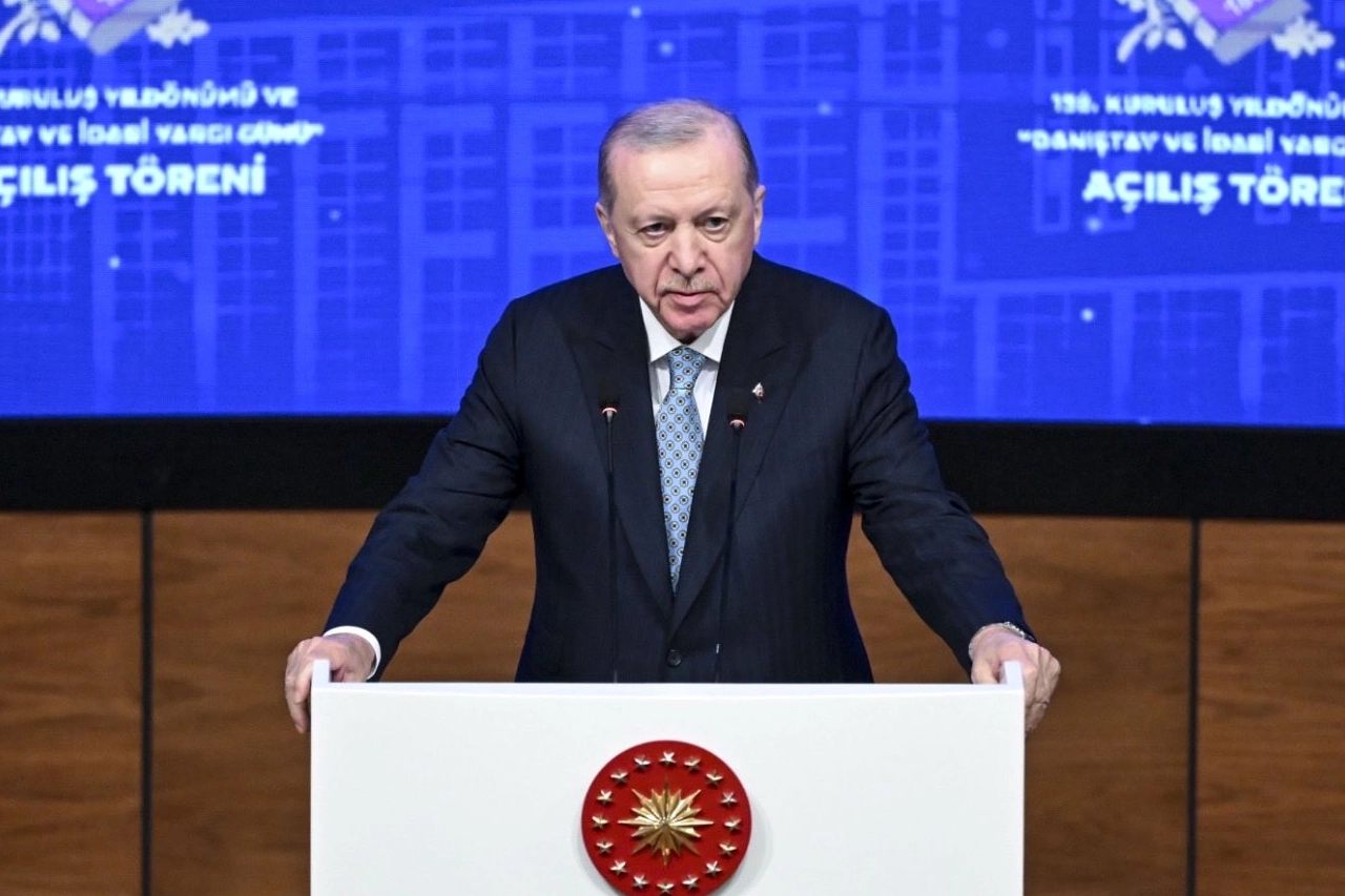 Cumhurbaşkanı Erdoğan&rsquo;dan yeni anayasa mesajı! Demokratik ayıbı gidermek zorundayız
