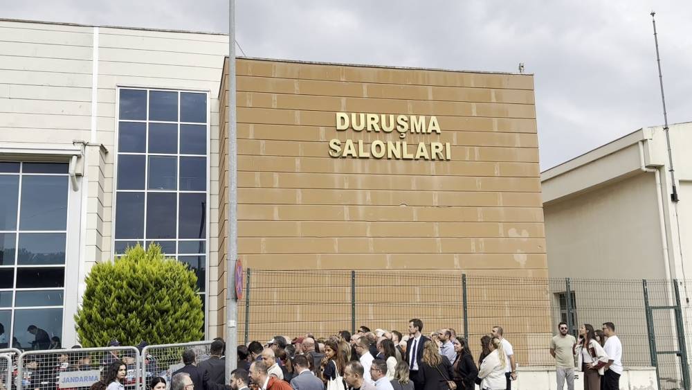 İstanbul- İmamoğlu 'sahte diploma' davasında ilk kez hakim karşısına çıkıyor -1