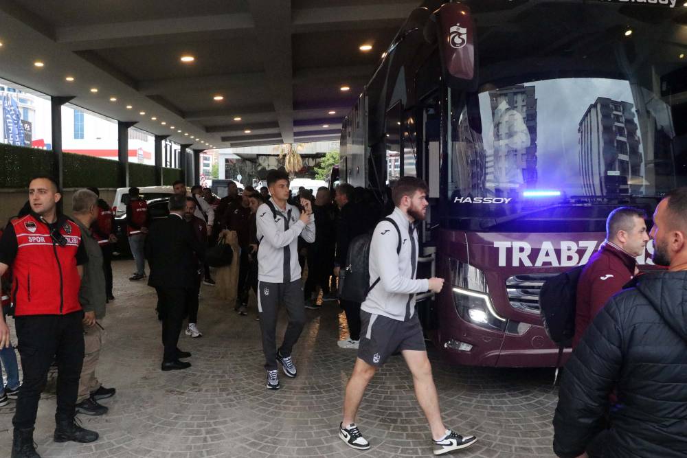 Trabzonspor kafilesi, Gaziantep’te karşılandı