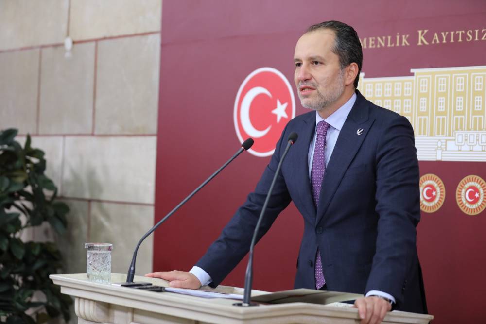 Fatih Erbakan: Memura ve emekliye verilen zam değil sadakadır