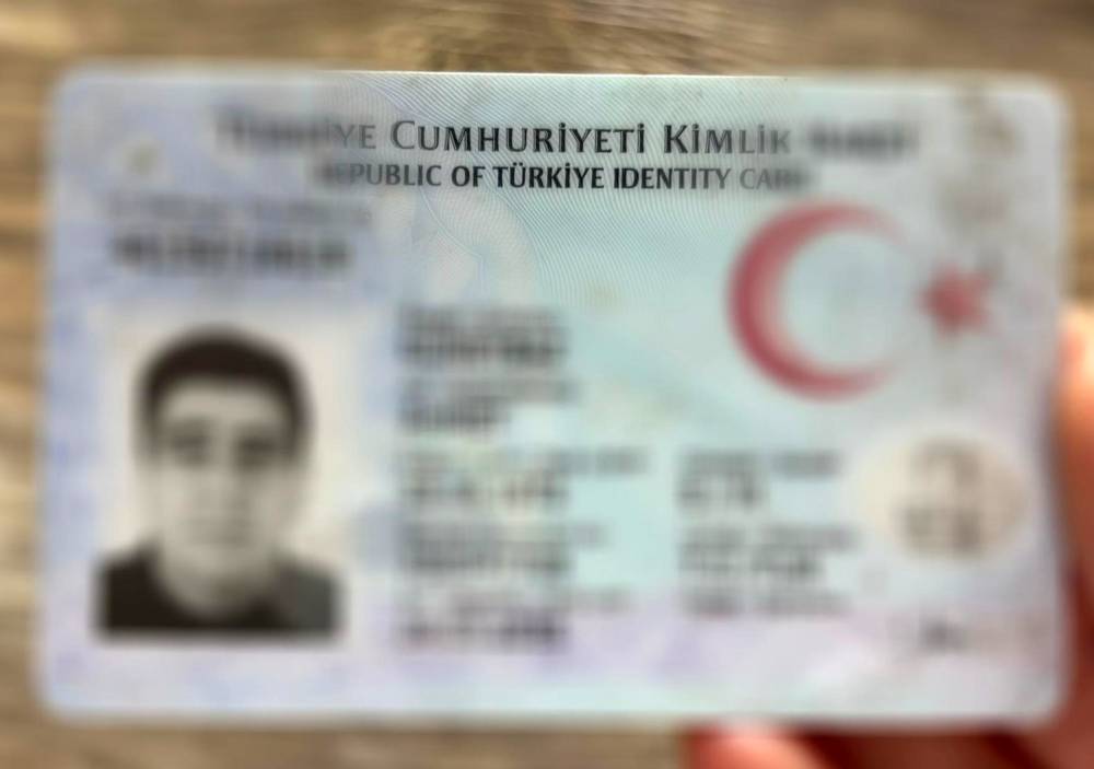 Babaannesi annesi, dedesi babası görünüyordu; DNA testiyle gerçek kimliğine kavuştu