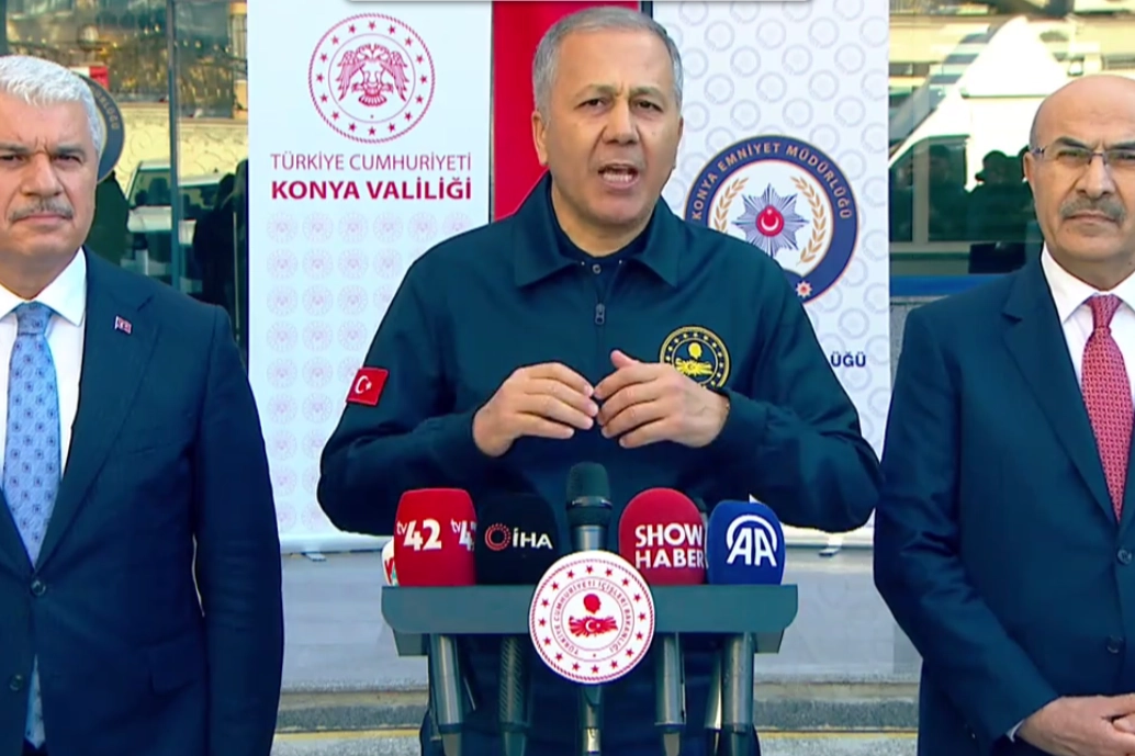 Bakan Yerlikaya: Zehir tacirleriyle savaşımız aralıksız sürecek! 328 çete çökertildi!