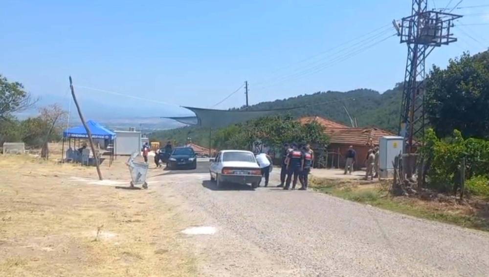 Balıkesir'de 4 ve 4, 3 büyüklüğünde 2 deprem