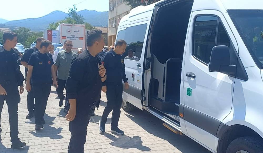 Balıkesir -Bakan Yerlikaya, depremin vurduğu Balıkesir'de
