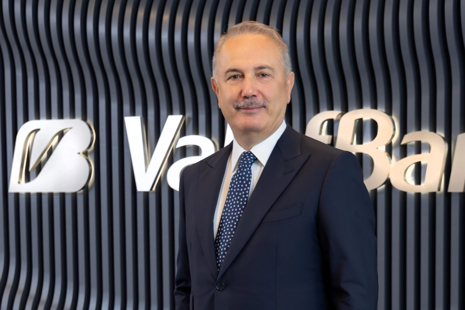 Bankacılık tarihinde ilk! D&uuml;nya Bankası'ndan VakıfBank'a dev kredi