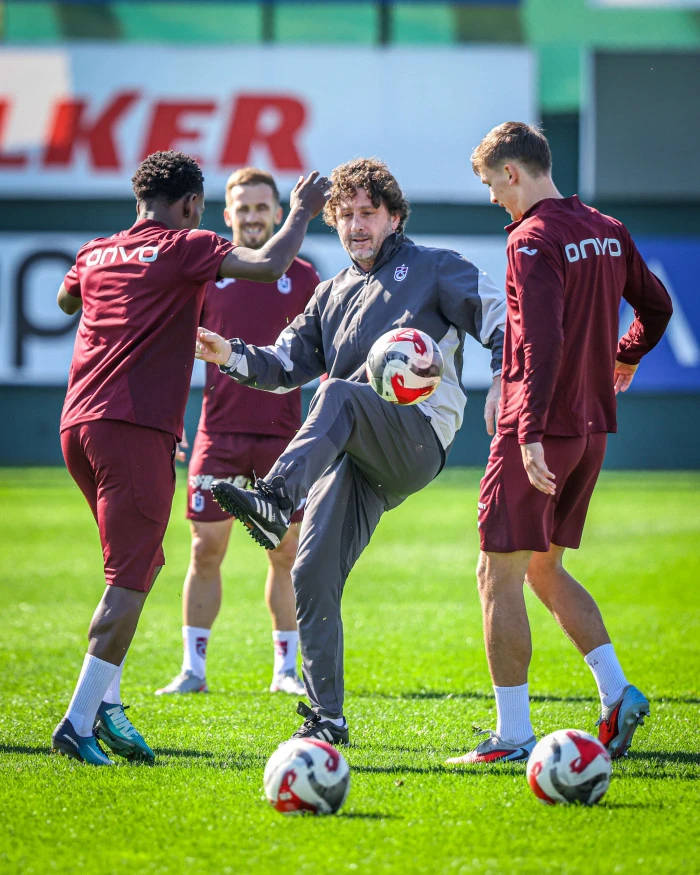 Zirve Randevusu Başladı: Trabzonspor'da Galatasaray Derbisi Mesaisi