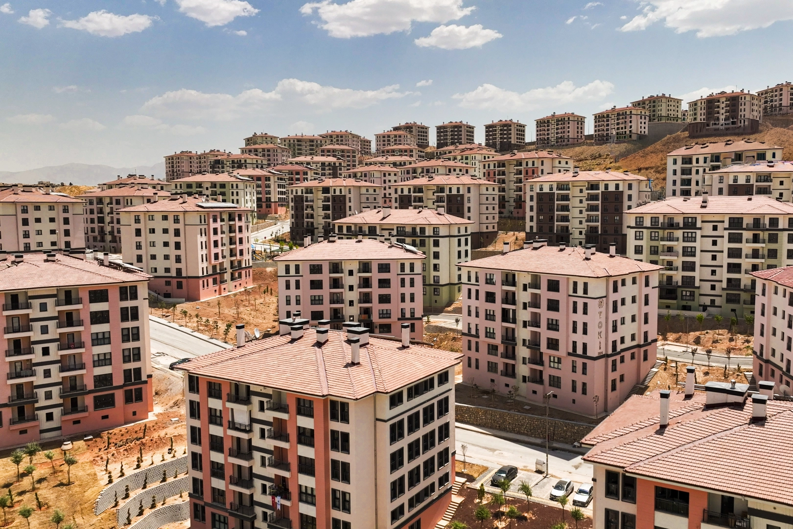 11 ilde mutlu sona az kaldı! Bakan Kurum il il konutlarda son durumu paylaştı