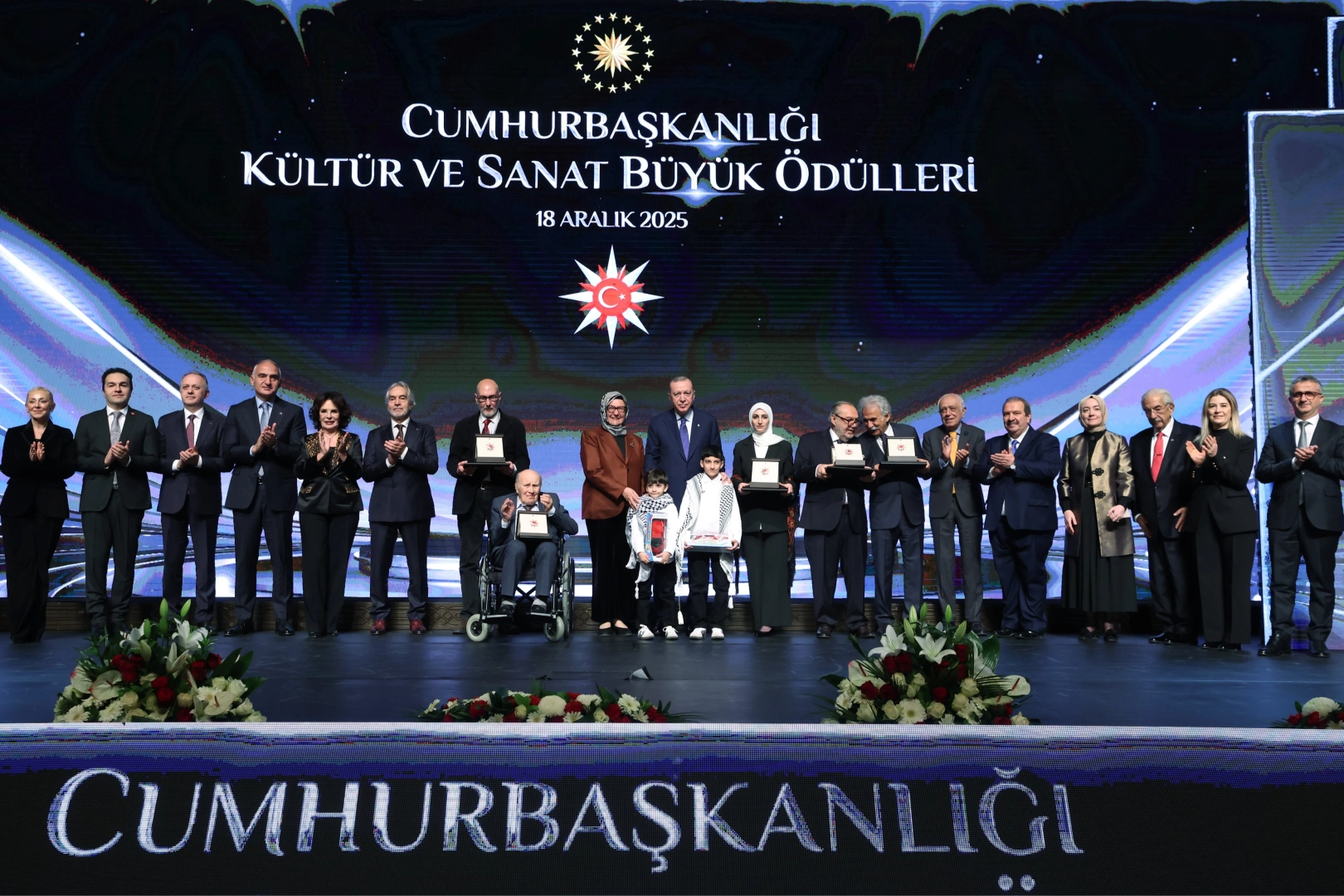 Cumhurbaşkanlığı b&uuml;y&uuml;k &ouml;d&uuml;lleri sahiplerini buldu! Erdoğan'dan k&uuml;lt&uuml;r ve sanat vurgusu