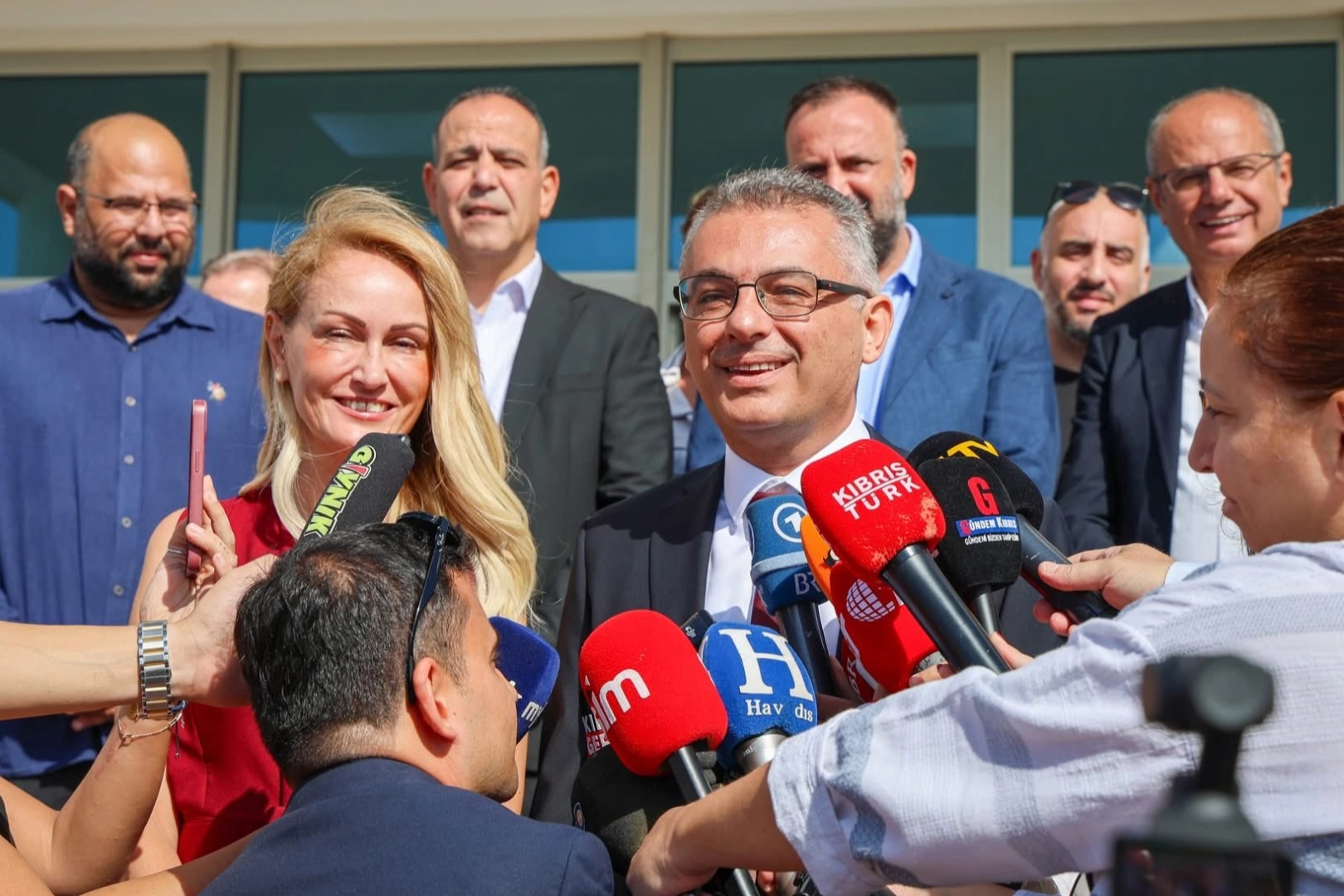 KKTC'nin 6. Cumhurbaşkanı mazbatasını aldı I Yemin töreni 24 Ekim'de