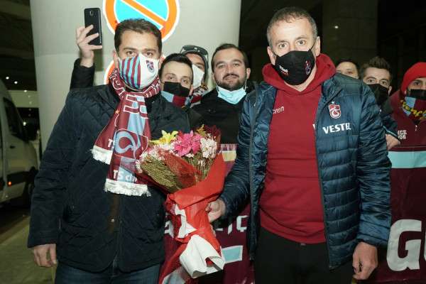 Trabzonspor MKE Ankaragücü maçı hazırlıklarını tamamlayarak Ankara'ya gitti