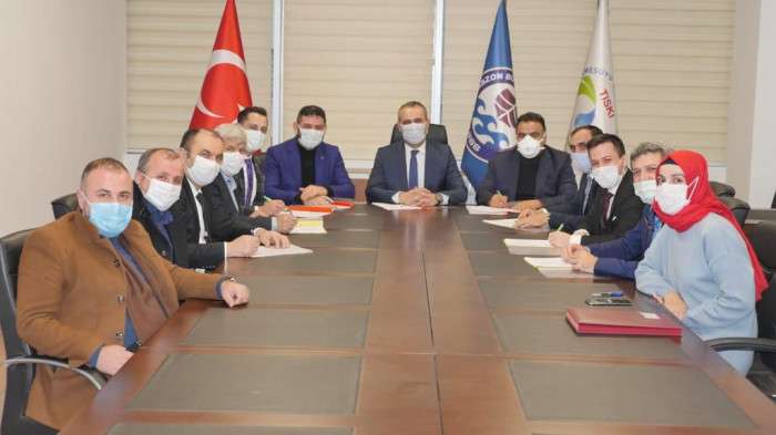 Trabzon Büyükşehir Belediyesi ve Hizmet İş Sendikası arasında toplu iş sözleşmesi imza töreni yapıldı