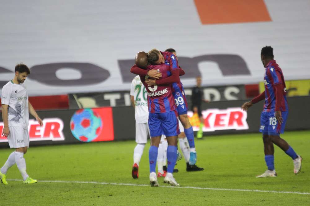 Trabzonspor 3 Konyaspor 1 karşılaşmadan görüntüler