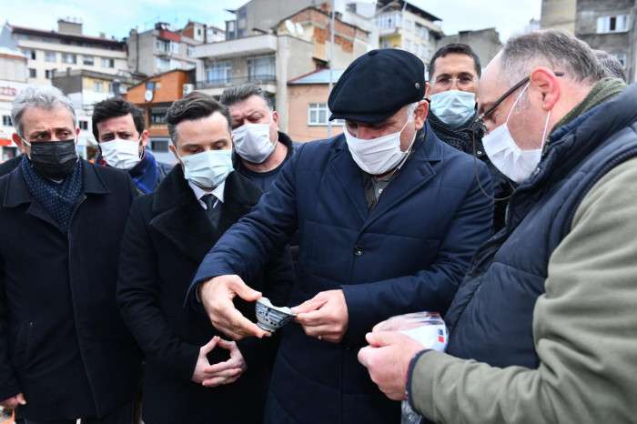 Trabzon Büyükşehir Belediye Başkanı Zorluoğlu Roma dönemine ait sur ve hendek duvarında incelemede bulundu