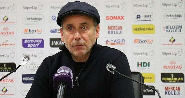 Trabzonspor Teknik Direkt&ouml;r&uuml; Avcı: Trabzonspor yarışacak ve yarışması gerekiyor