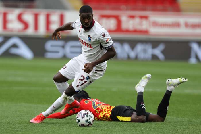 Göztepe ile 1-1 berabere kalan Trabzonspor, yenilmezlik serisini 9 maça çıkardı