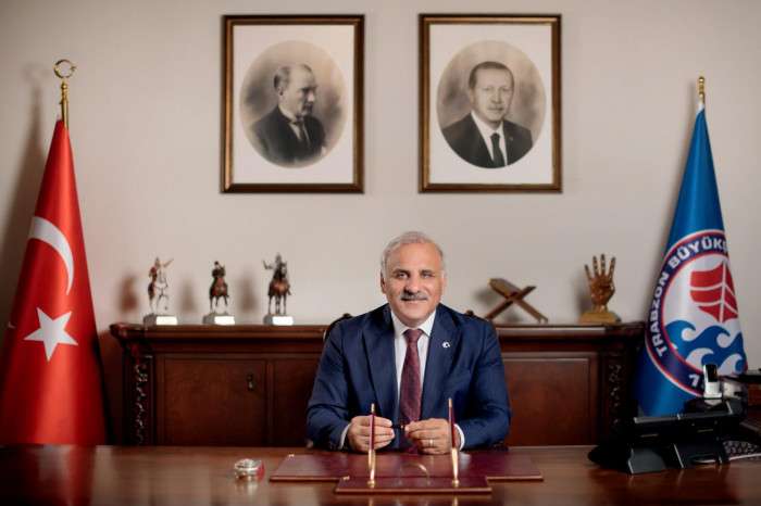 Trabzon Büyükşehir Belediye Başkanı Zorluoğlu, 1 Mayıs Emek ve Dayanışma Günü'nü kutladı