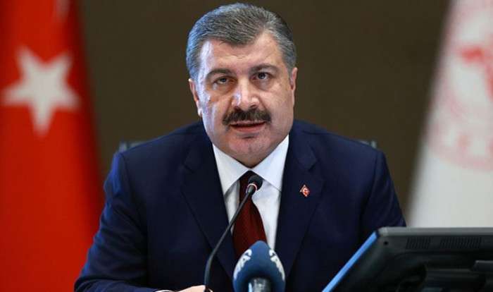 Bakan Koca, Trabzon ve Bursa'nın aşılamada mavi kategorideki iller arasına geçtiğini açıkladı