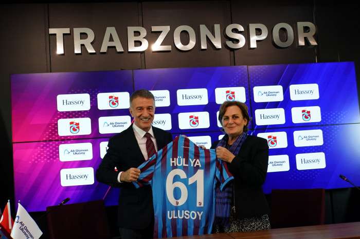 Trabzonspor, ulaşım sponsoru Ali Osman Ulusoy Şirketler Grubu'yla s&ouml;zleşme yeniledi
