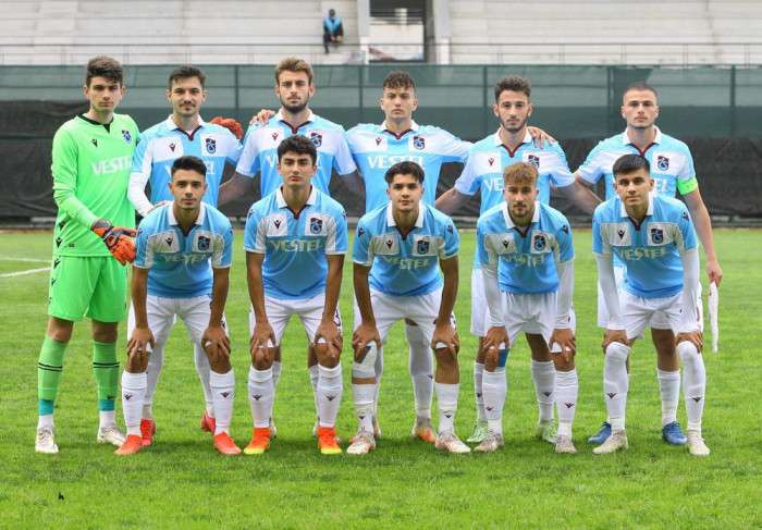 UEFA Gençler Ligi Trabzonspor- 2 , Zvijezda 09 - 0  maç sonucu