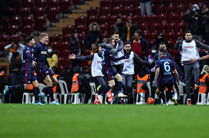Galatasaray - Trabzonspor maçını Erman Toroğlu ve Yunus Emre Sel yorumladı