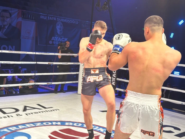 VEFA GECESİ: Attack Muaythai Organizasyonu Nefes Kesen Mücadelelere Sahne Oldu