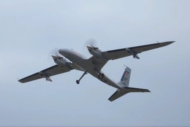 G&ouml;ky&uuml;z&uuml;nde yeni d&ouml;nem! AKINCI'dan EREN'le tam isabet