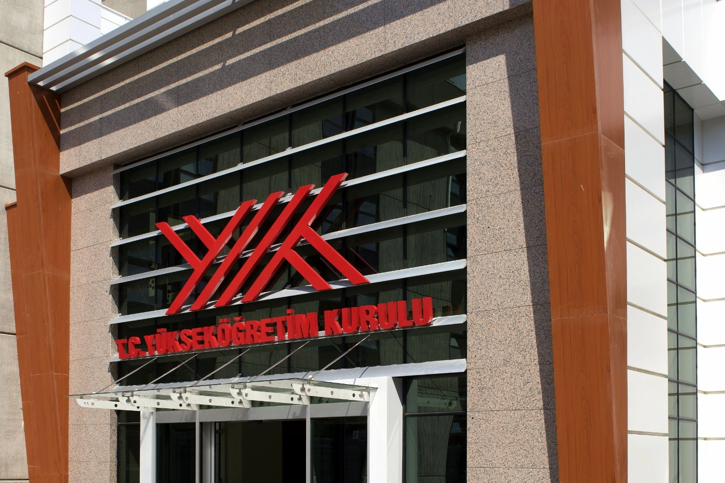 Y&Ouml;K'ten 'Bilgi' a&ccedil;ıklaması... &Ouml;ğrenciler mağdur edilmeyecek