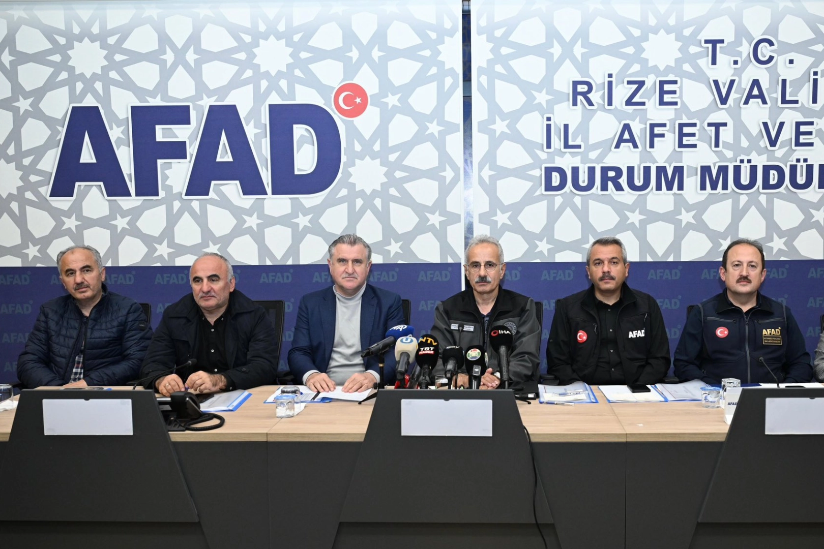 Bakan Uraloğlu: Rize selinde can kaybı yok! Yol ve altyapı çalışmaları sürüyor