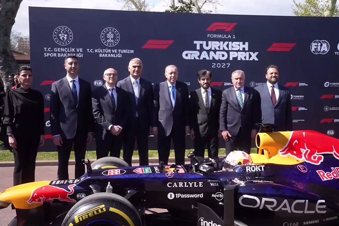 Formula 1 T&uuml;rkiye&rsquo;ye geri d&ouml;n&uuml;yor! 2027&rsquo;den itibaren 5 yıl İstanbul&rsquo;da yarış heyecanı