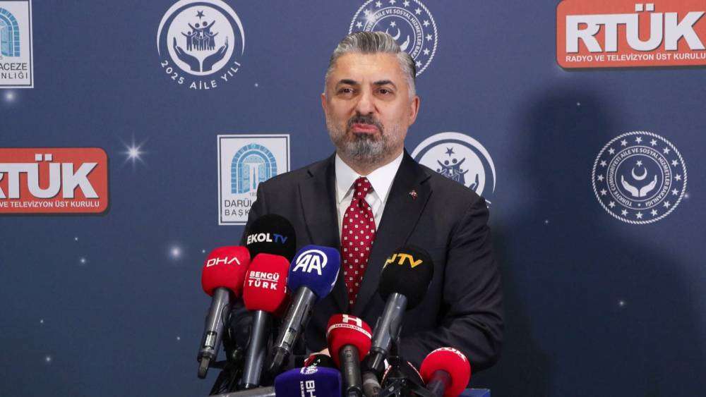 İstanbul - RTÜK Başkanı Şahin: Haksız bir şekilde Türkiye'nin en kıymetli markalarına açılan ilginç boykot savaşı ibretle izlenmektedir