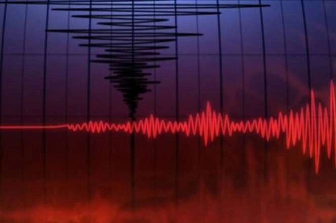 Ege&rsquo;de peş peşe depremler