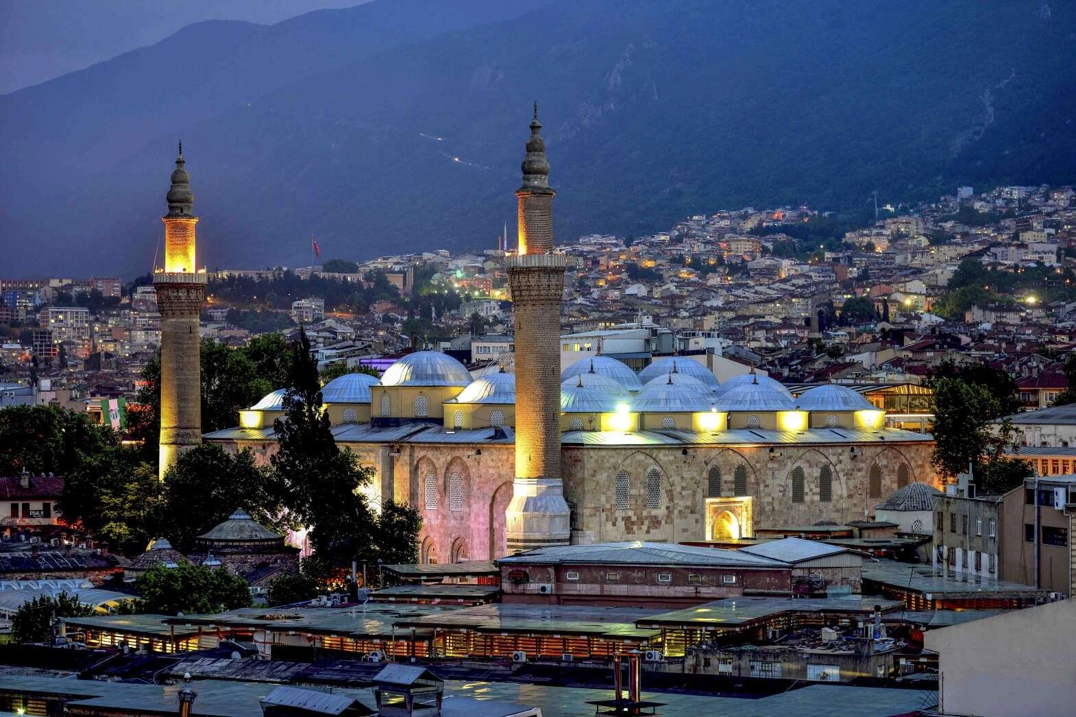 İşte illere g&ouml;re bayram namazı saatleri