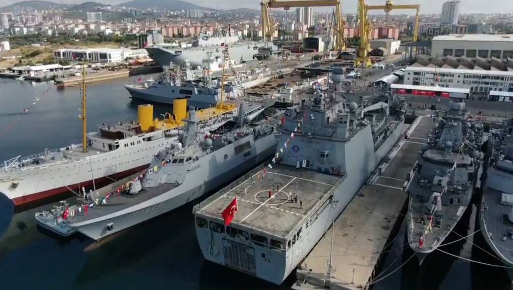 'TEKNOFEST Mavi Vatan' halkın ziyaretine açıldı / Havadan görüntülerle