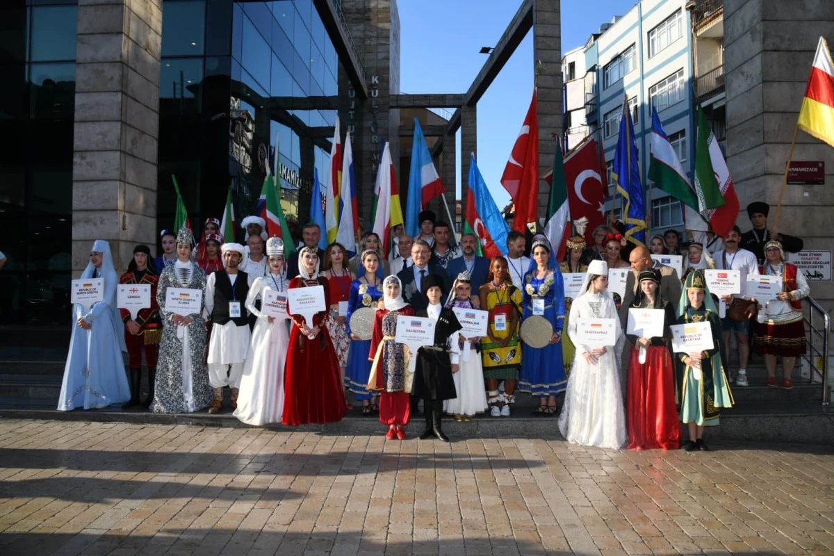 36 Ülke 795 Katılımcı: Trabzon’da Kültür Şöleni