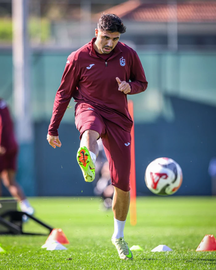 Zirve Randevusu Başladı: Trabzonspor'da Galatasaray Derbisi Mesaisi