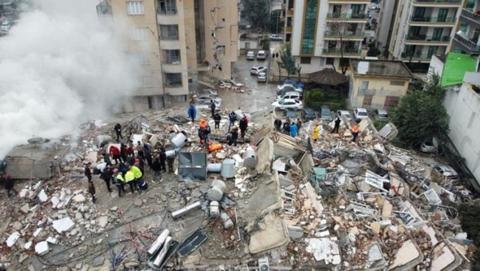 Kahramanmaraş merkezli depremlerde 7 bin 108 vatandaşımız hayatını kaybetti, 40 bin 910 kişi yaralandı.