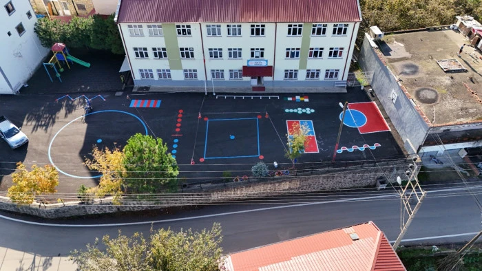 Ortahisar’dan Eğitime Çifte Destek: Okul Bahçeleri Şenlendi!