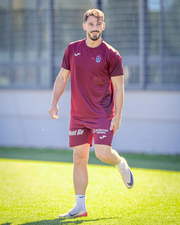 Fırtına'da Son İdman Bitti: Gözler Artık İstanbul'da!