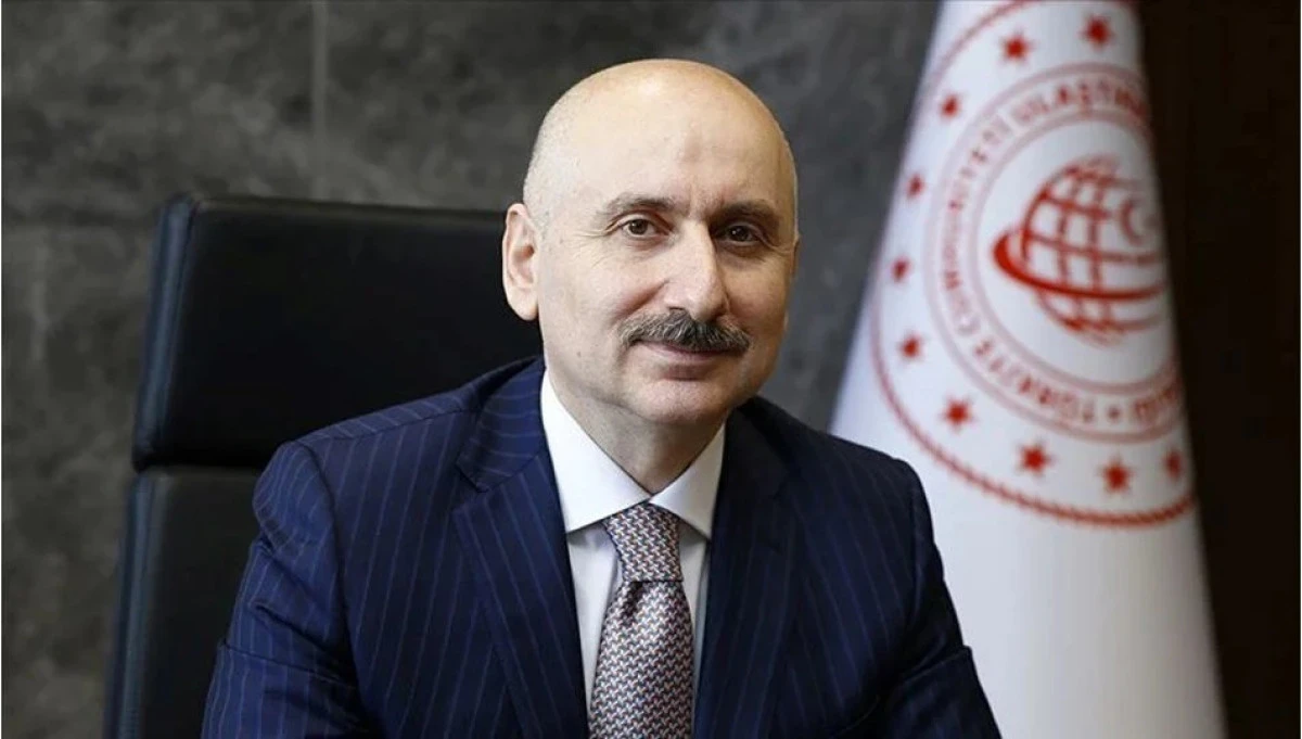 Adil Karaismailoğlu’ndan Özgür Özel’e cevap